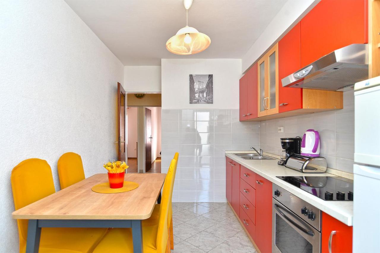 Apartments Milka 2074 โปเรช ภายนอก รูปภาพ